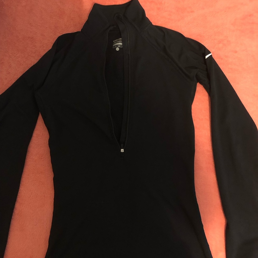 women’s dri fit nike half zip up jacket
